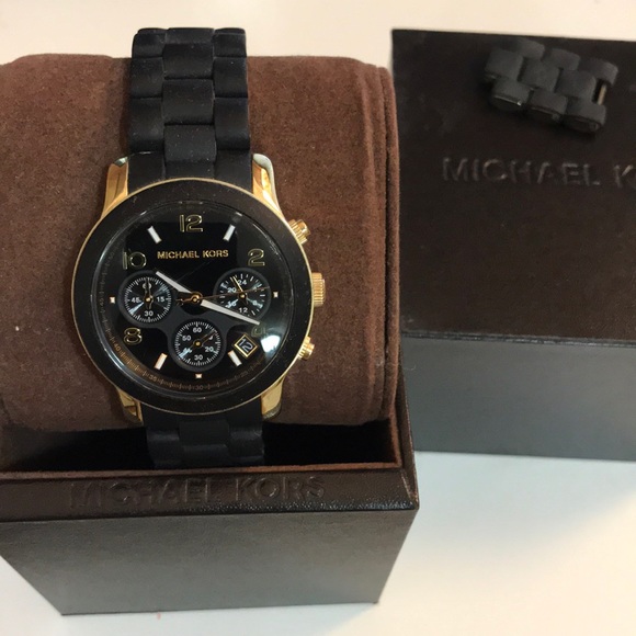Michael Kors women’s runway black watch - Picture 1 of 5